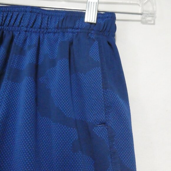 UNDER ARMOUR -Loose | youth xs - extra small | Blue Camo Exercise Shorts - Picture 5 of 14